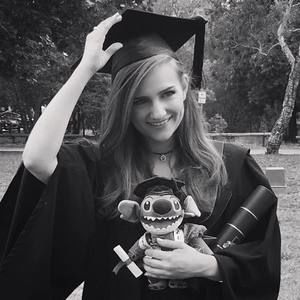 Meet your Posher, Olivia